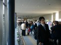 函館駅のコンコース内は混雑ちう